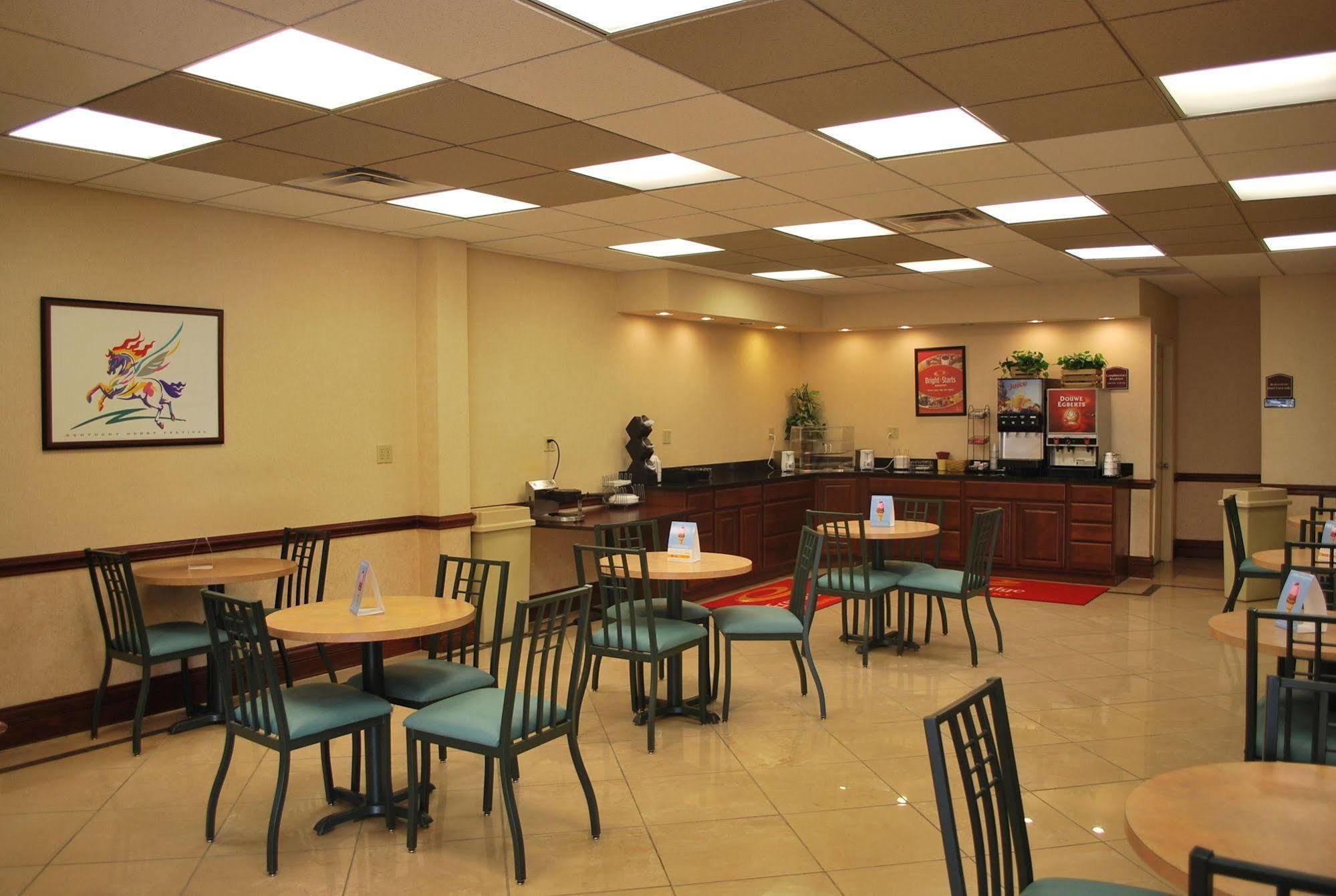 Econo Lodge Downtown Louisville Restoran fotoğraf