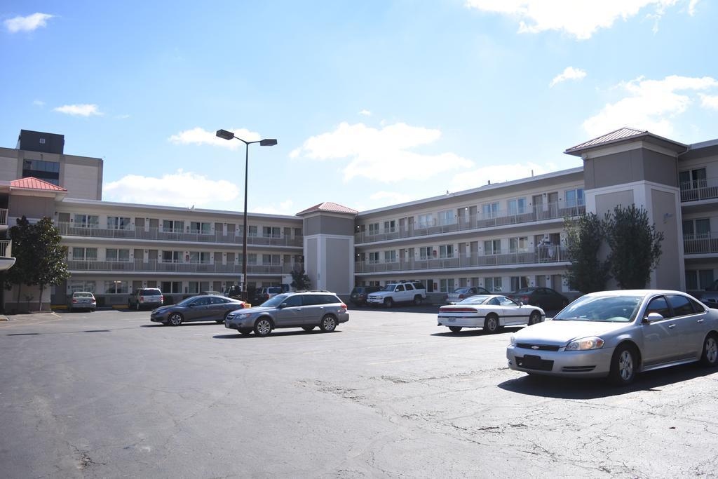 Econo Lodge Downtown Louisville Dış mekan fotoğraf